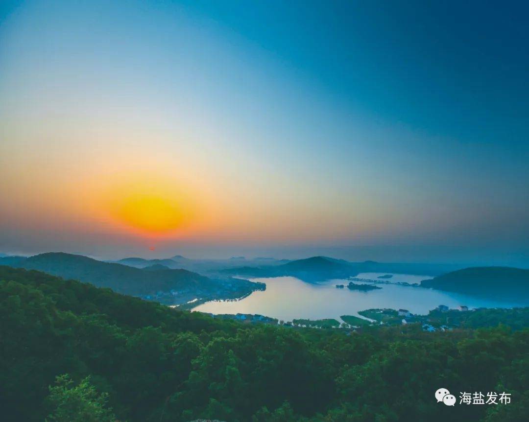 有人凌晨出发去海盐观日出,还能在三毛乐园
