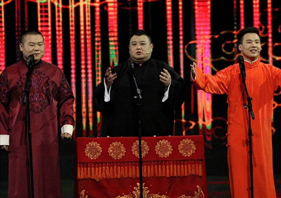 毕竟,德云社有资深巨匠于谦坐镇,更有才华横溢的岳云鹏,技艺高超的