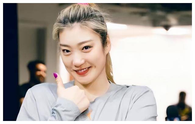 中国女篮_比赛_杨力维