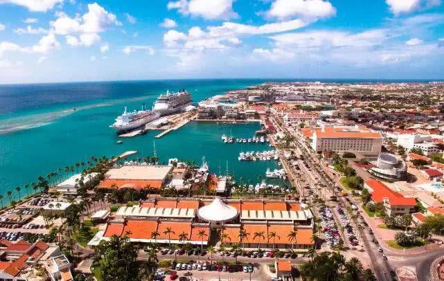 南美最适合度假的海岛:却禁止未成年人进入,物价低还