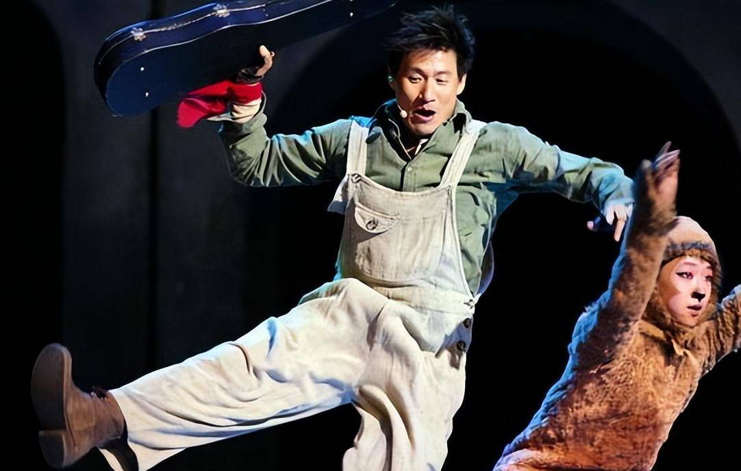 事实证明,于毅不是消失了,44岁的他,正在另一个圈子里风生水起_张学友