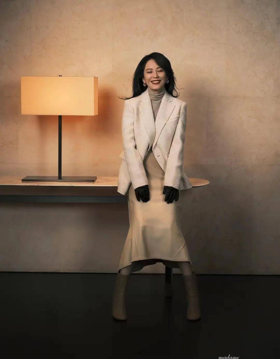 "不老女神"俞飞鸿,51岁的她如何用优雅躲过岁月?