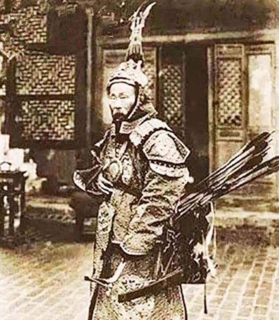 古代社会习武之人都有侠义之心,他们要么通过科举考试,成为一个武举人