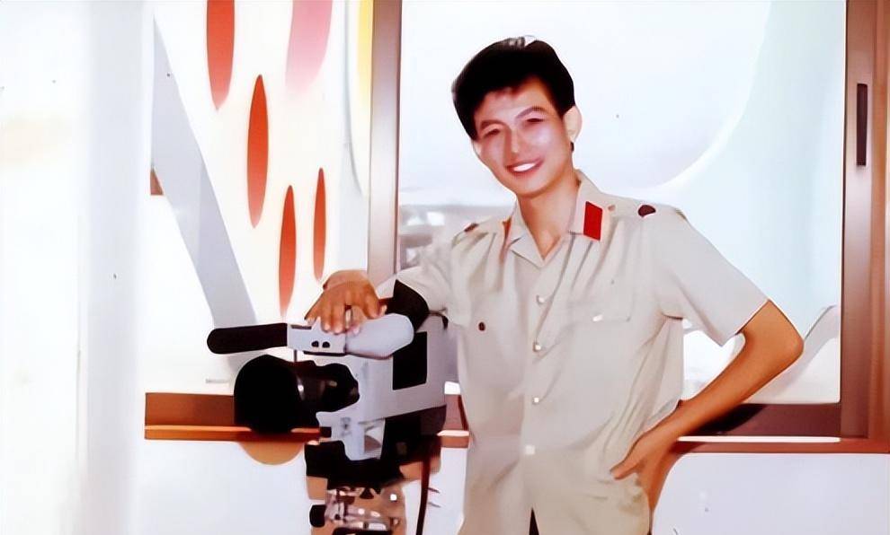 程前:和董卿有过一段情,接养母到北京享福,为亲情泪别