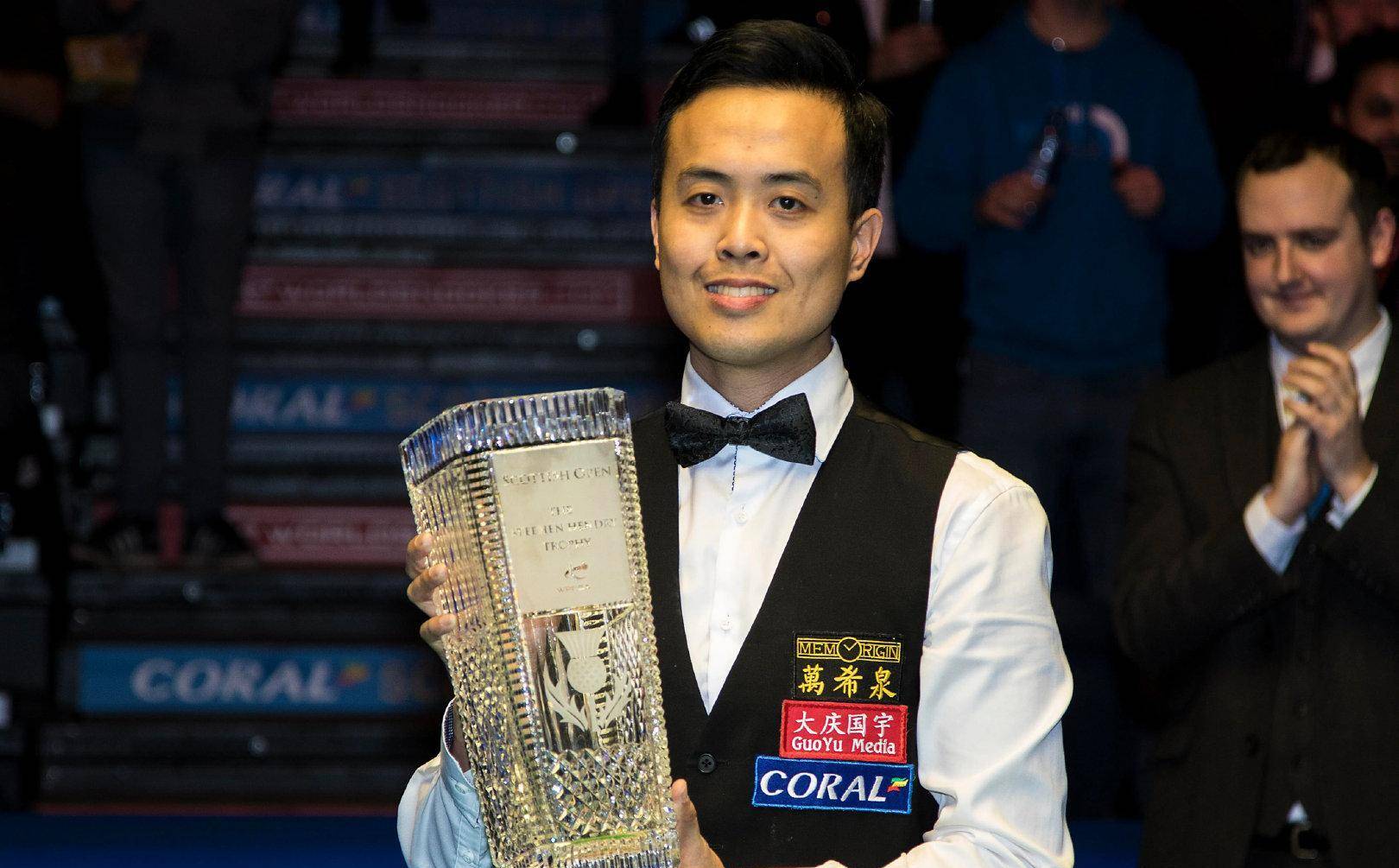 多米尼克61戴尔 vs 杰克61琼斯53岁的两届排名赛冠军戴尔在上一