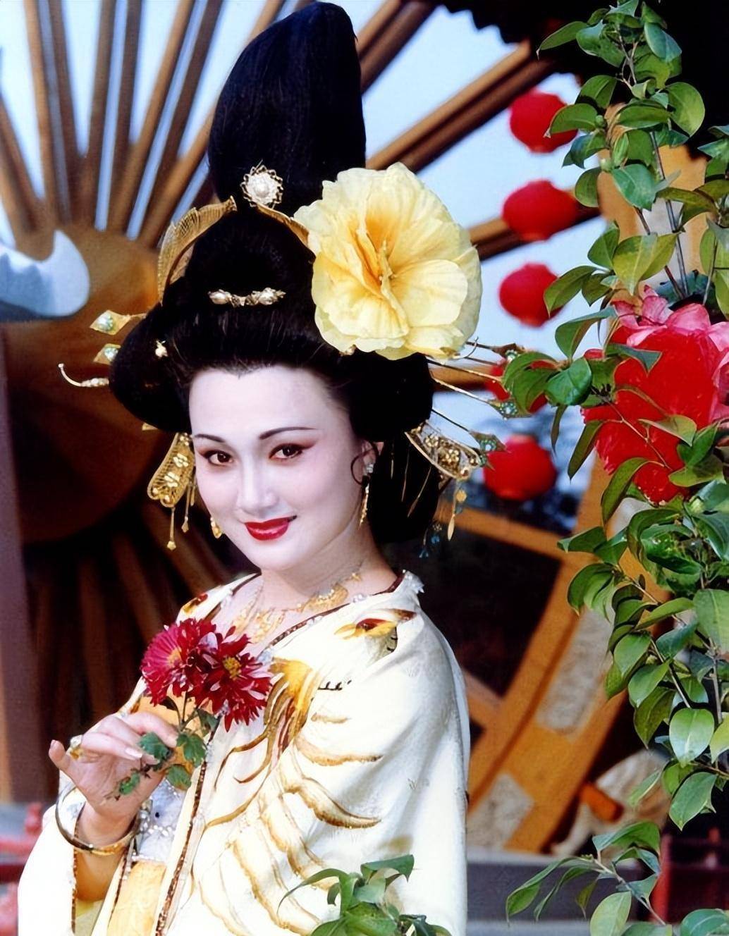 6位真正的"中国式"美女,没整容没打针,甩如今当红女星