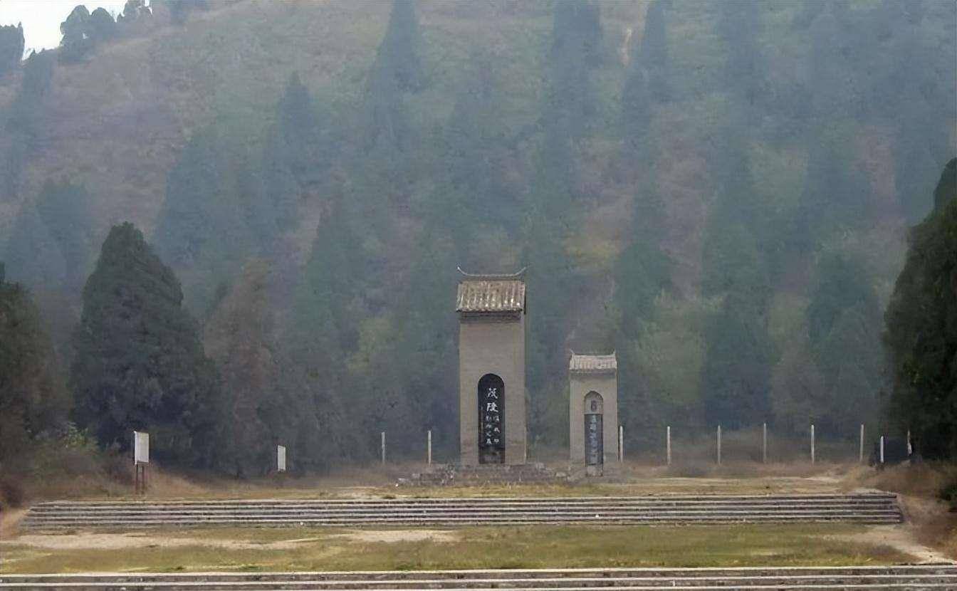 古代皇帝用活人殉葬,那他们能在墓中活多久?可能出乎