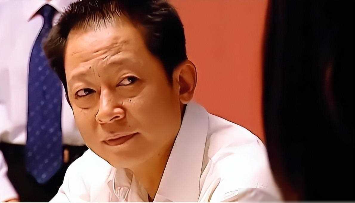 2000年10月,王志文被30家媒体联合讽刺,淡然表示:我不_演艺_梦想_公众