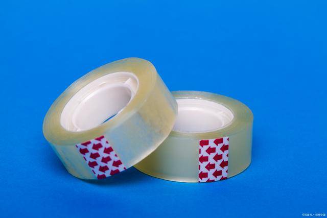 晾干:将纸盒从水中取出,放在通风处晾干.