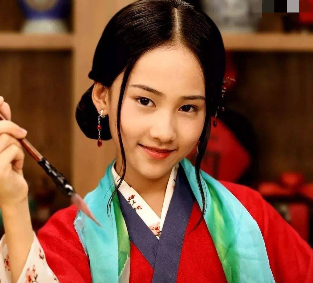 不得不说,比起小熙凤时期,郭飞歌现在是又