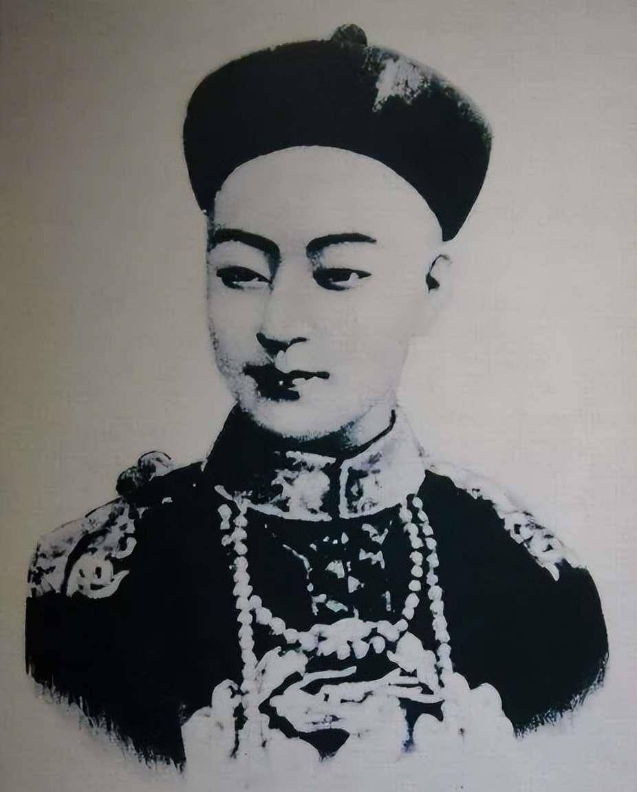 光绪帝样貌最终尘埃落定,清末画册之内,翻出光绪帝存