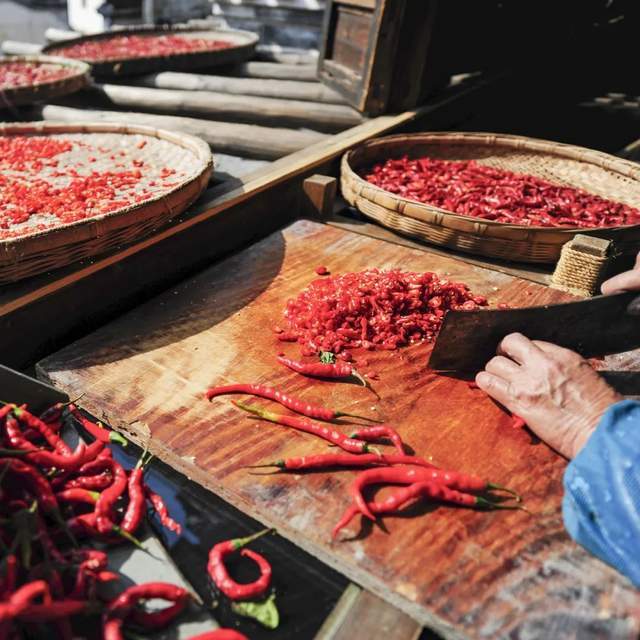 地球知识局_辣椒_辣得_创意