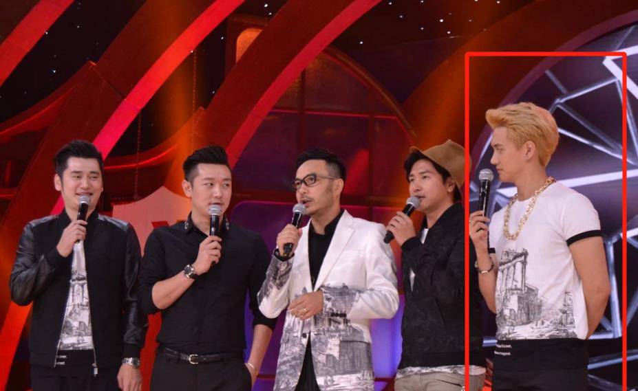 还记得《天天向上》曾经的团宠小五吗?被王一博取代