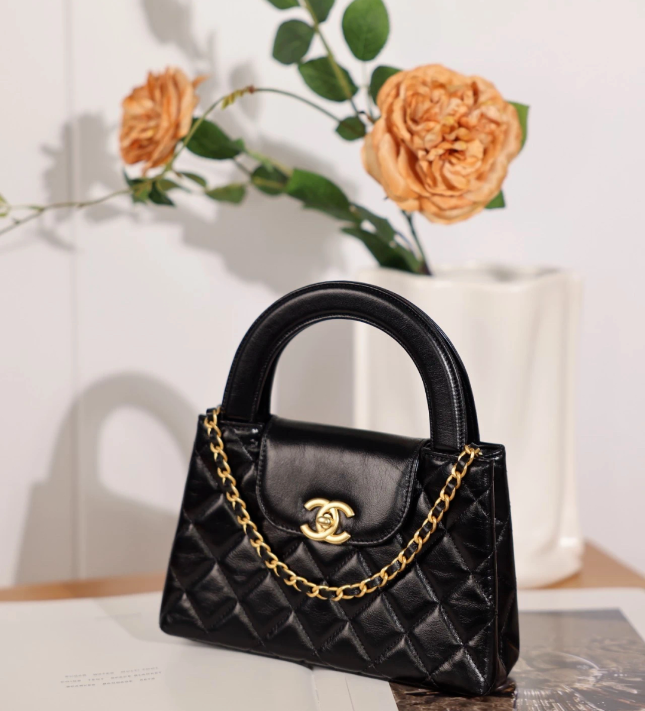 七款潜力股包包,"入股不亏"又超好看_chanel_的设计