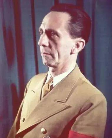 纳粹第一洗脑大师,帝国第一煽动分子_戈培尔_希特勒