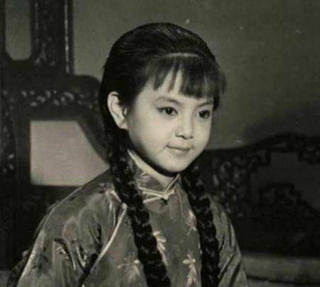 嫁入豪门后,婆婆替她手撕小三,她靠"分手费",自成10亿