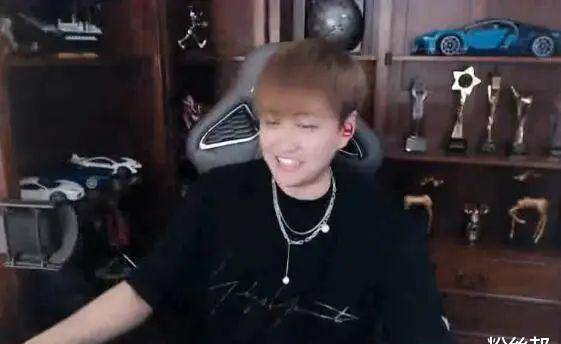 一句昵称引发节奏,自己老婆叫主播"宝宝",韩毅开专场怒批肖迪_事情