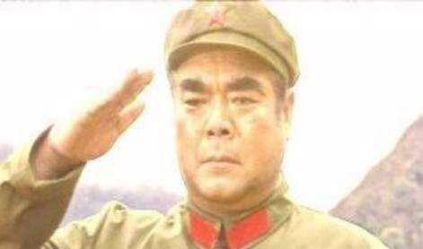 还有一位名叫张志信的老首长,相信大家如果看过一部片子叫《高山上的