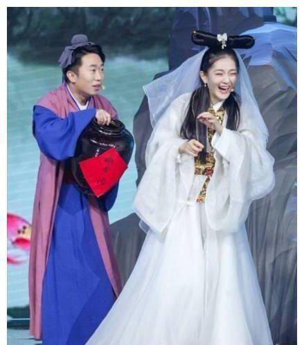 杨迪从网红到综艺一哥,他不仅该感恩谢娜,还有黄安那