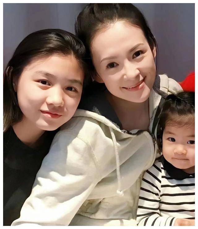 章子怡大女儿图片