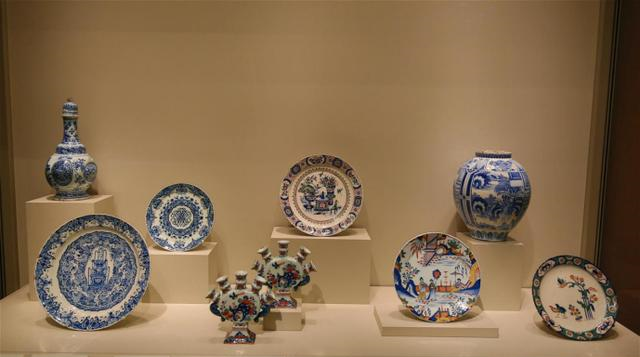 在国外拍摄的瓷器虽然各国都不愿意归还中国的文物,但是经过多方的
