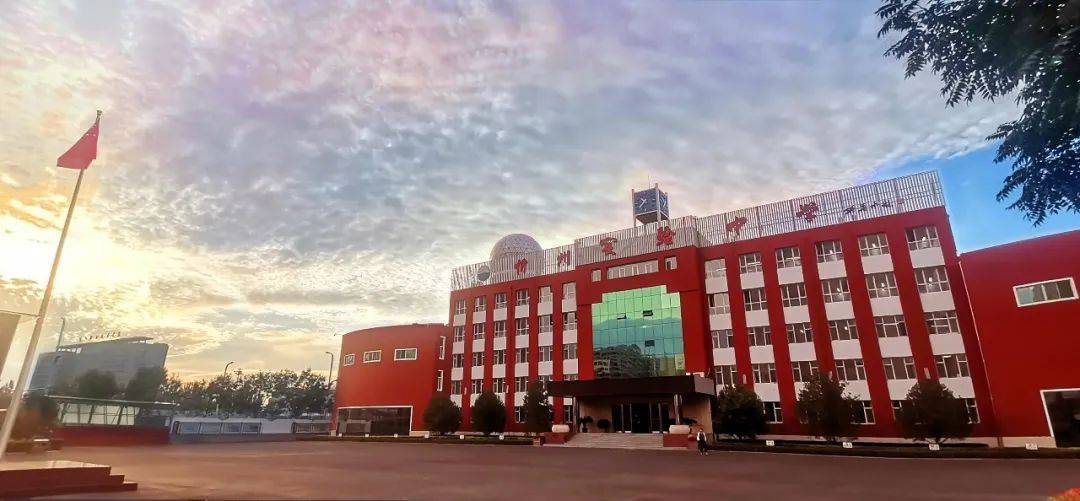 【招聘】忻州实验中学高薪招聘宿舍楼管理员,德育干事