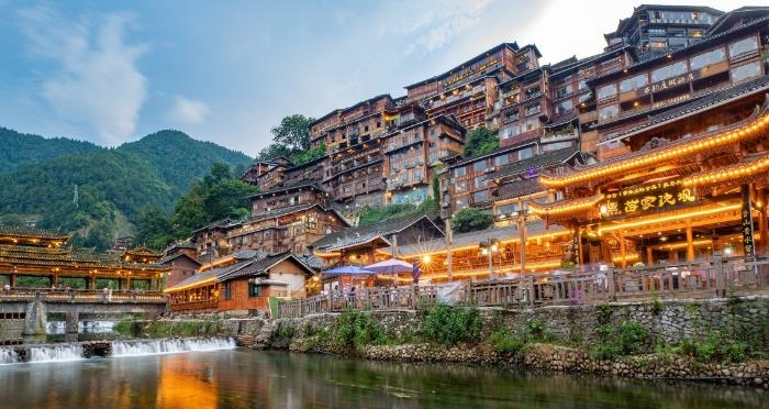 贵州梵净山自由行5天具体路线,贵阳青岩古镇玩五天要多少价格_住宿