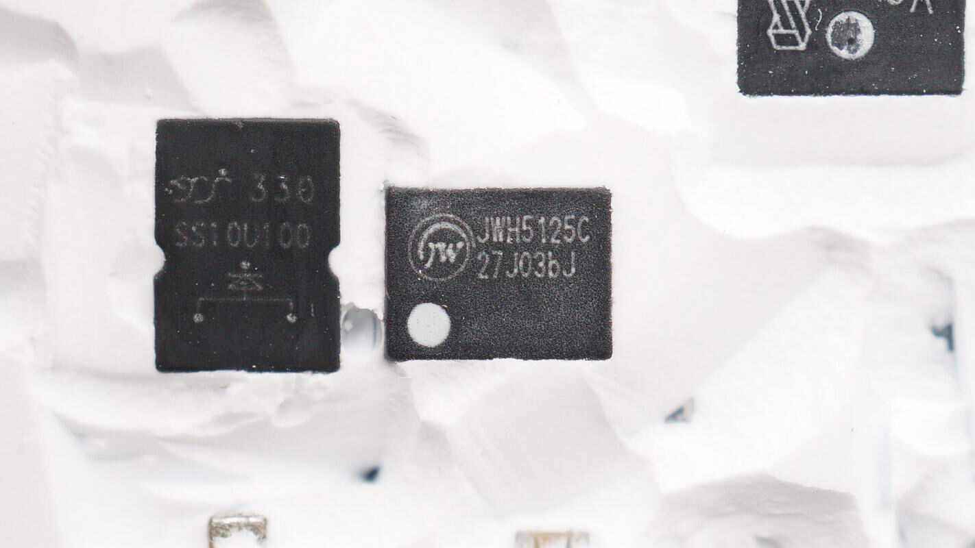 大疆旗下首款户外电源power 1000内部做工拆解揭晓_产品_接口_充电