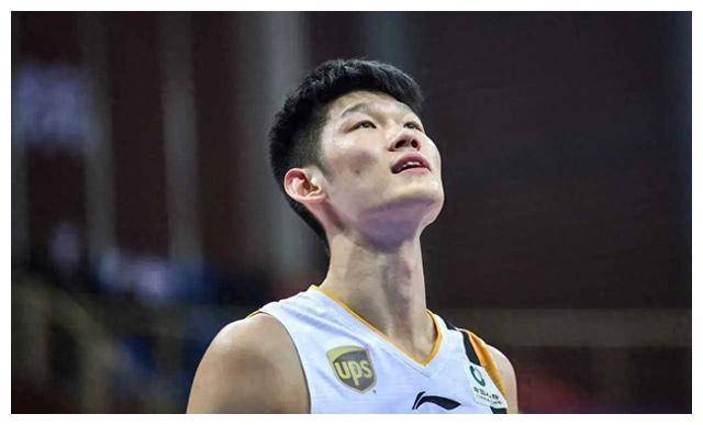 中国男篮仅有3员硬派能人，压力下绝对能挺身而出。