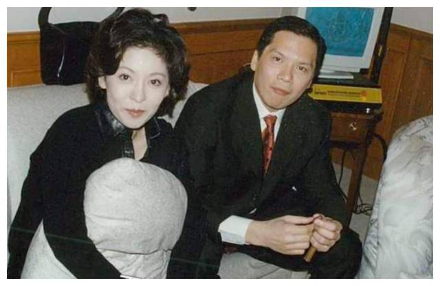 陈岚_女人_向华强