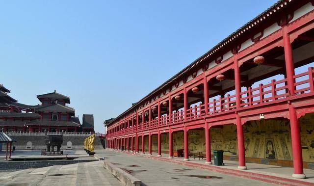 每天门票收益50万,被联合国称为世界奇迹_秦始皇_阿房宫_历史