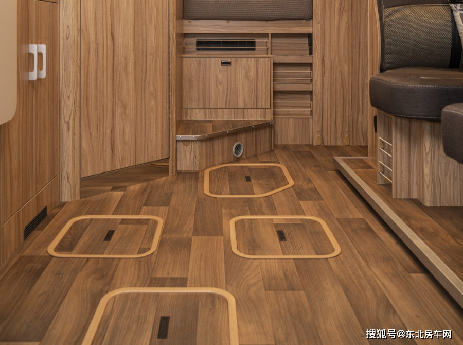 29-31日沈阳房车展】隆翠房车"c618旗舰版(双拓)"_搜狐汽车_搜狐网