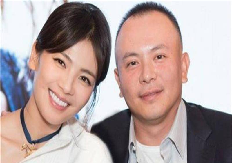 刘涛和丈夫王珂感情不合?正主亲自出面打假,夫妻二人恩爱如初.