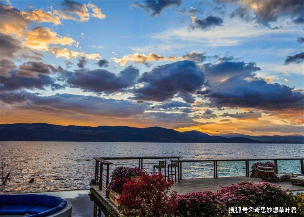 官方对此事发表了声明以及对涉事旅游团和导游进行了处罚,然而处罚