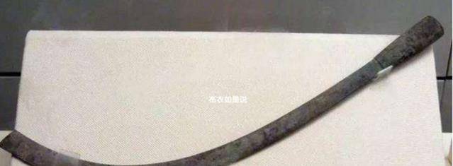 弯刀,许仲琳的《封神演义》中,将其演绎成了木吒手中的法器——吴钩剑