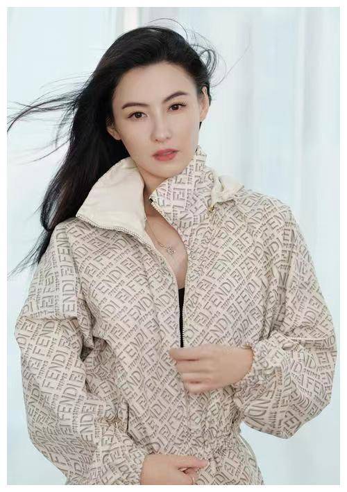 张柏芝疑怀四胎,内幕揭秘!