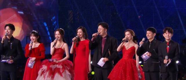 湖南卫视主持阵容洗牌:两大台柱带四小花登台,接班人