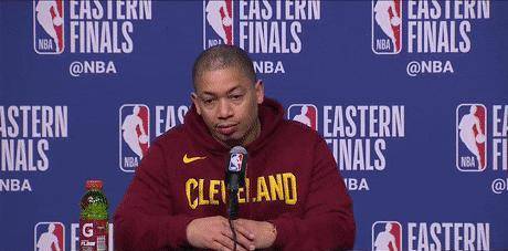 nba重罚快船!塔克被罚款7w5美元,鲈鱼主帅也受罚_交易_比赛_裁判