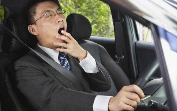 交警怎么知道疲劳驾驶的?(任通行etc可靠)