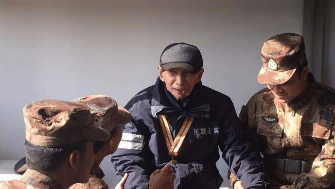 坦克_黄埔军校_老人