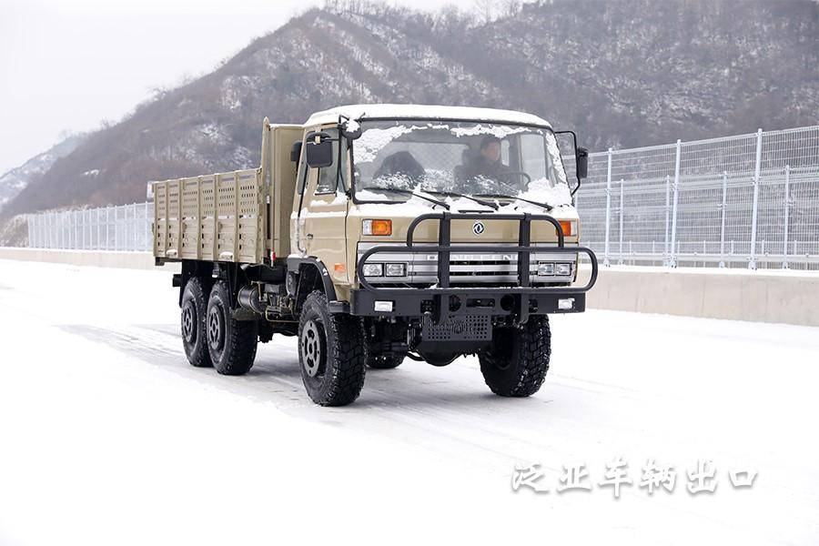 乌拉尔6x6卡车出售图片