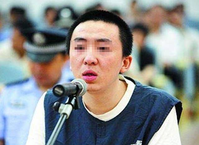 16年前,小伙因取款机故障多取17万,一审被判无期,惊动最高法院_许霆案