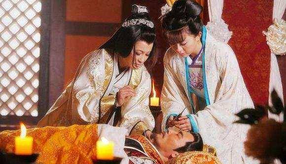 即使是在隋炀帝逃到江都后,行宫里还有一百多间卧室,每间都住着几个