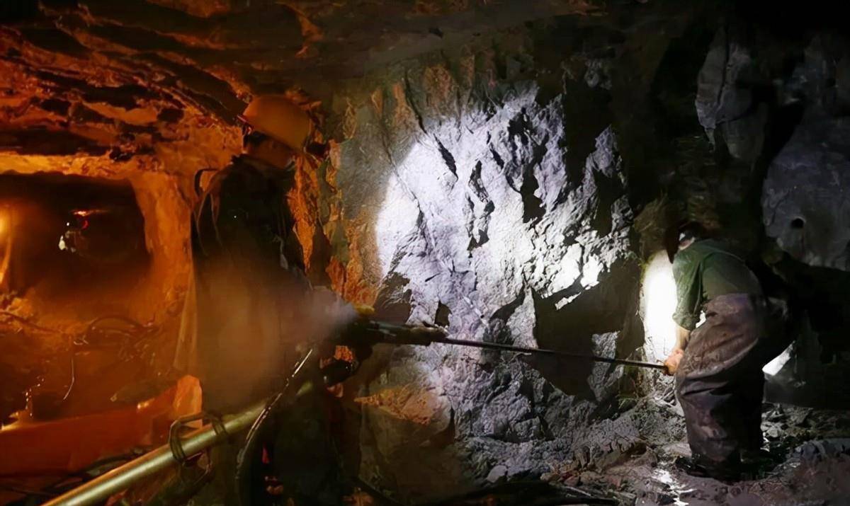 2012年我国发现稀有矿产资源,储量占全球65%,其他国家羡慕不已_江西