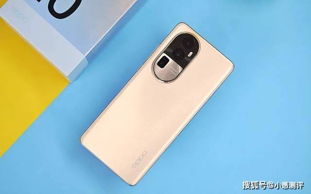 虽然oppo reno 10是oppo针对中端市场所推出的机型,但是该机在硬件