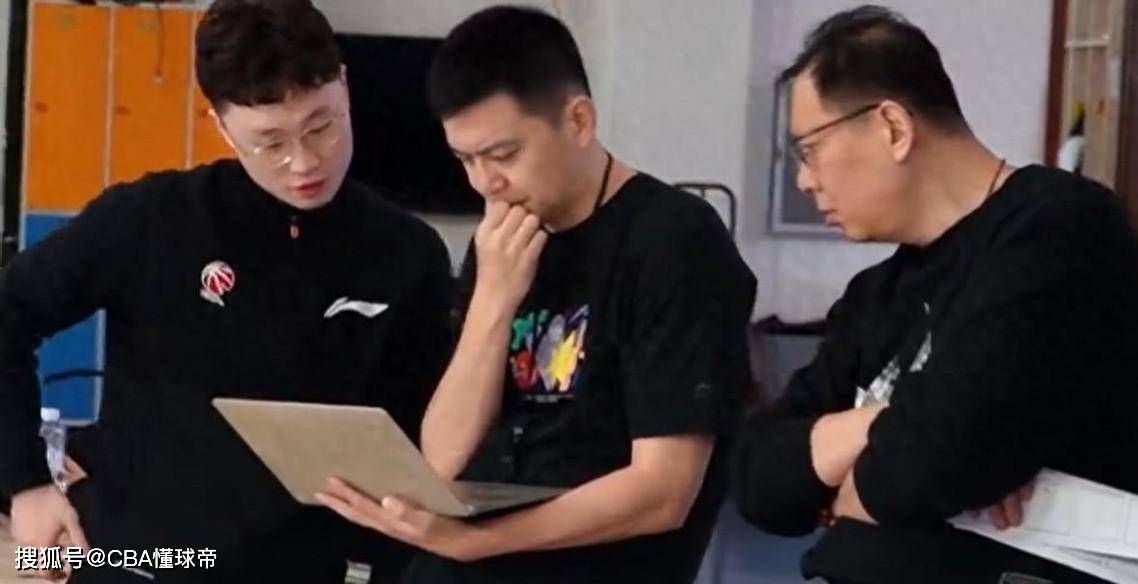 命中率下滑,管理层表不满,杨鸣压力大_辽宁_比赛_广厦