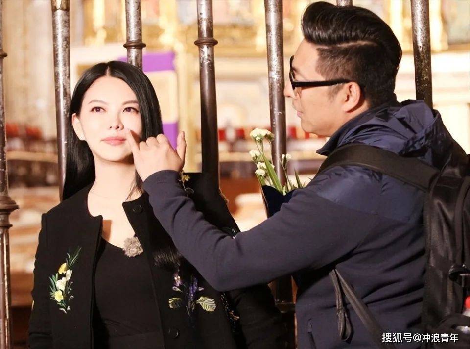 赵薇换金主复出?白鹿利用替身吃红利?李湘王岳伦复婚?大张伟有私生子?