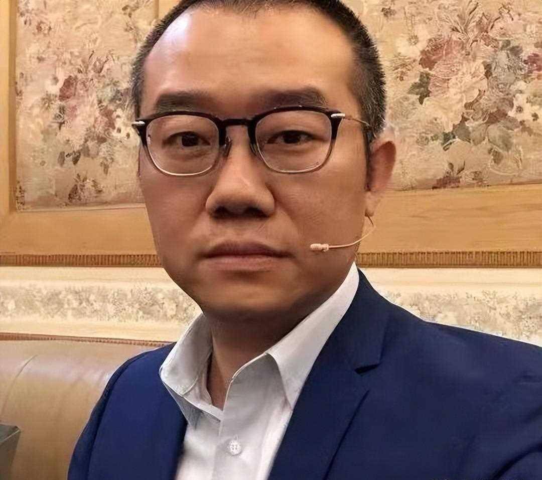 从"情感专家"到"伪君子",涂磊走到今天究竟怪谁_形象_直播_节目