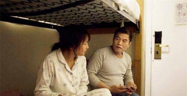 蜗居于纽约的中国穷人:男女同住,毫无私隐,却依然不愿回国!