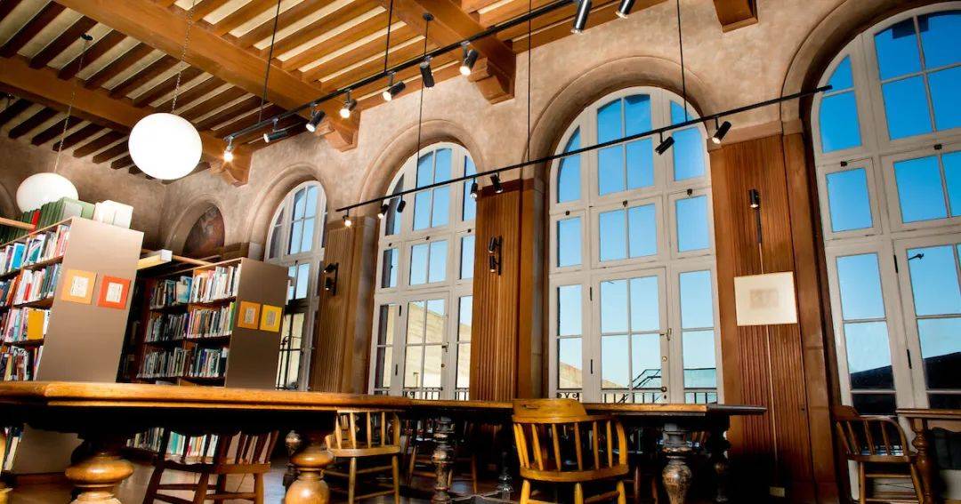 不可错过!美国大学中最具特色的20个图书馆盘点